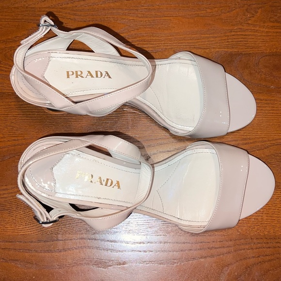 ❌ (stolen) AUTHENTIC PRADA Milano Women’s 39.5 Open Toe Wedge Heel Buckle Strap - Picture 5 of 12